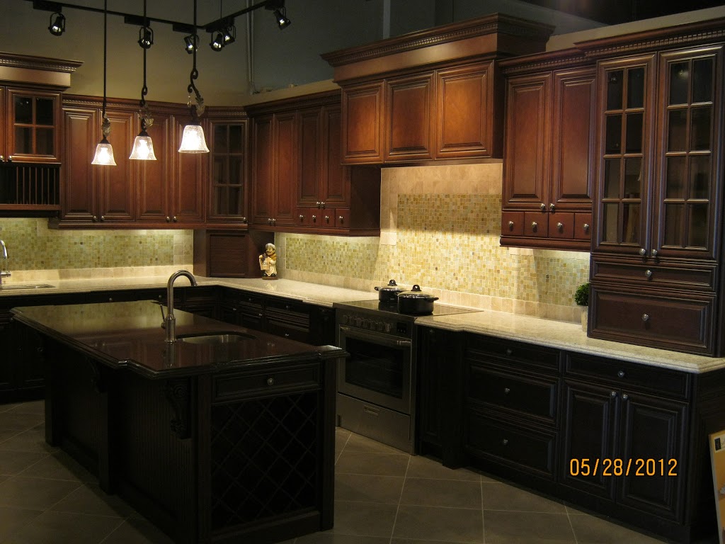 Cartier Kitchens | 4391 King St E, Kitchener, ON N2P 2G1, Canada | Phone: (519) 653-4500