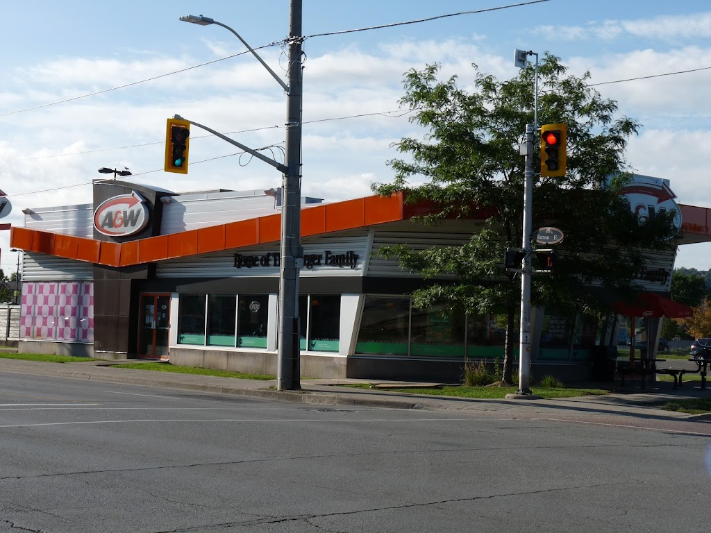 A&W Canada | 190 Barton St E, Hamilton, ON L8L 2W8, Canada | Phone: (289) 426-1986