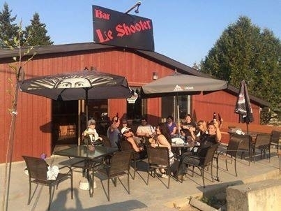 Bar Le Shooter | 8 Rue St François Xavier, Sainte-Anne-du-Lac, QC J0W 1V0, Canada | Phone: (819) 586-2216