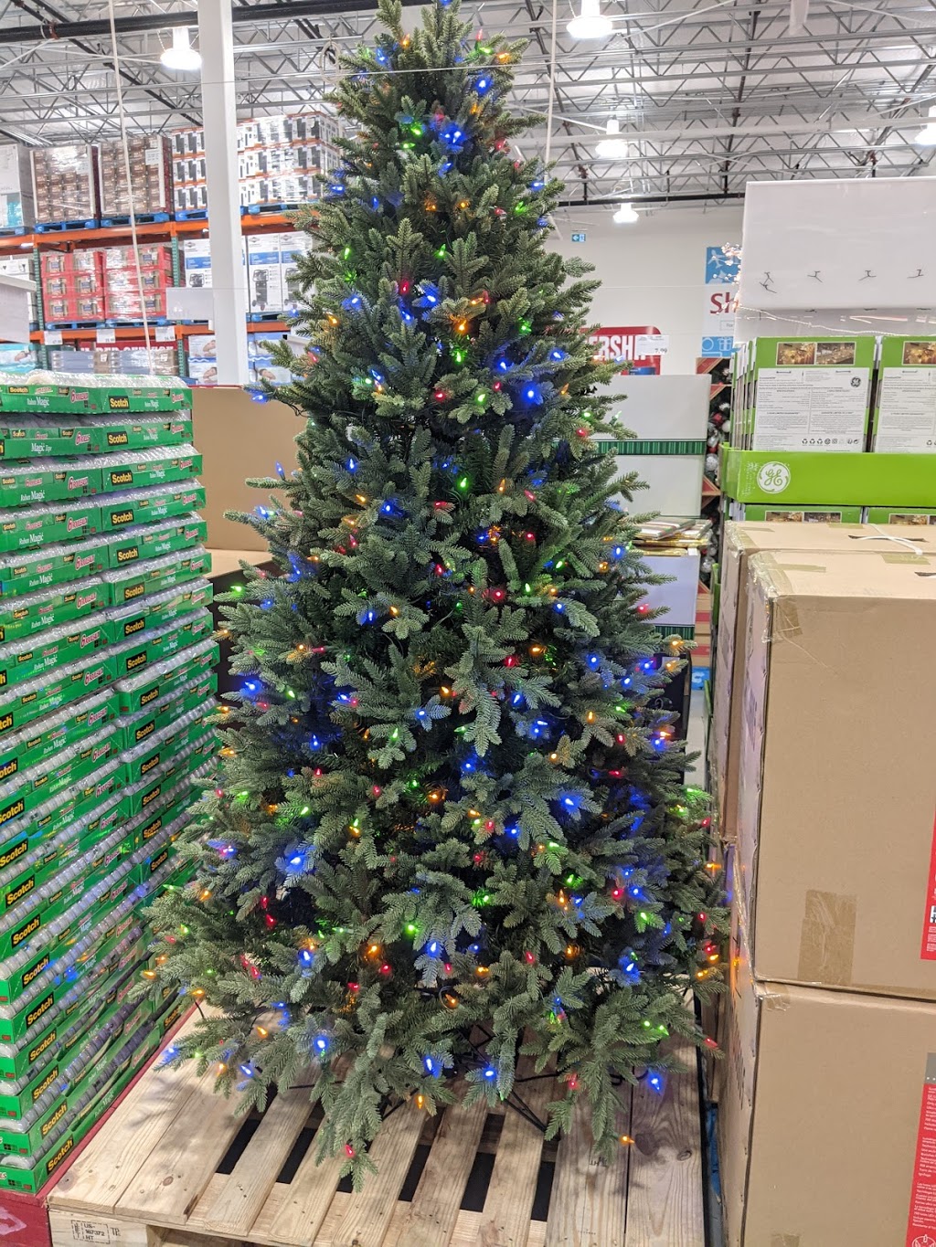 Costco Wholesale | 7500 Pin Oak Dr, Niagara Falls, ON L2H 2E9, Canada | Phone: (365) 447-0200