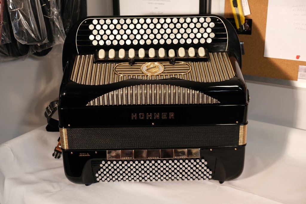 Andersons Accordion | 31 Upper Middle Rd #4165, Burlington, ON L7M 0V4, Canada | Phone: (905) 335-6631