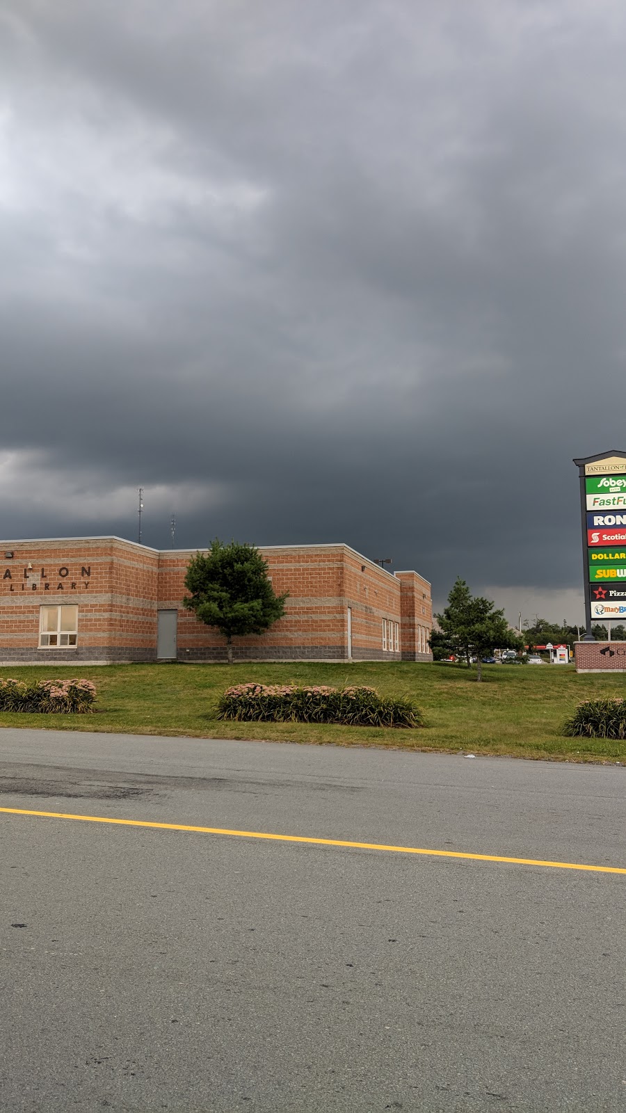 Tantallon Plaza | 4 Westwood Blvd, Upper Tantallon, NS B3Z 1H4, Canada | Phone: (902) 865-1933