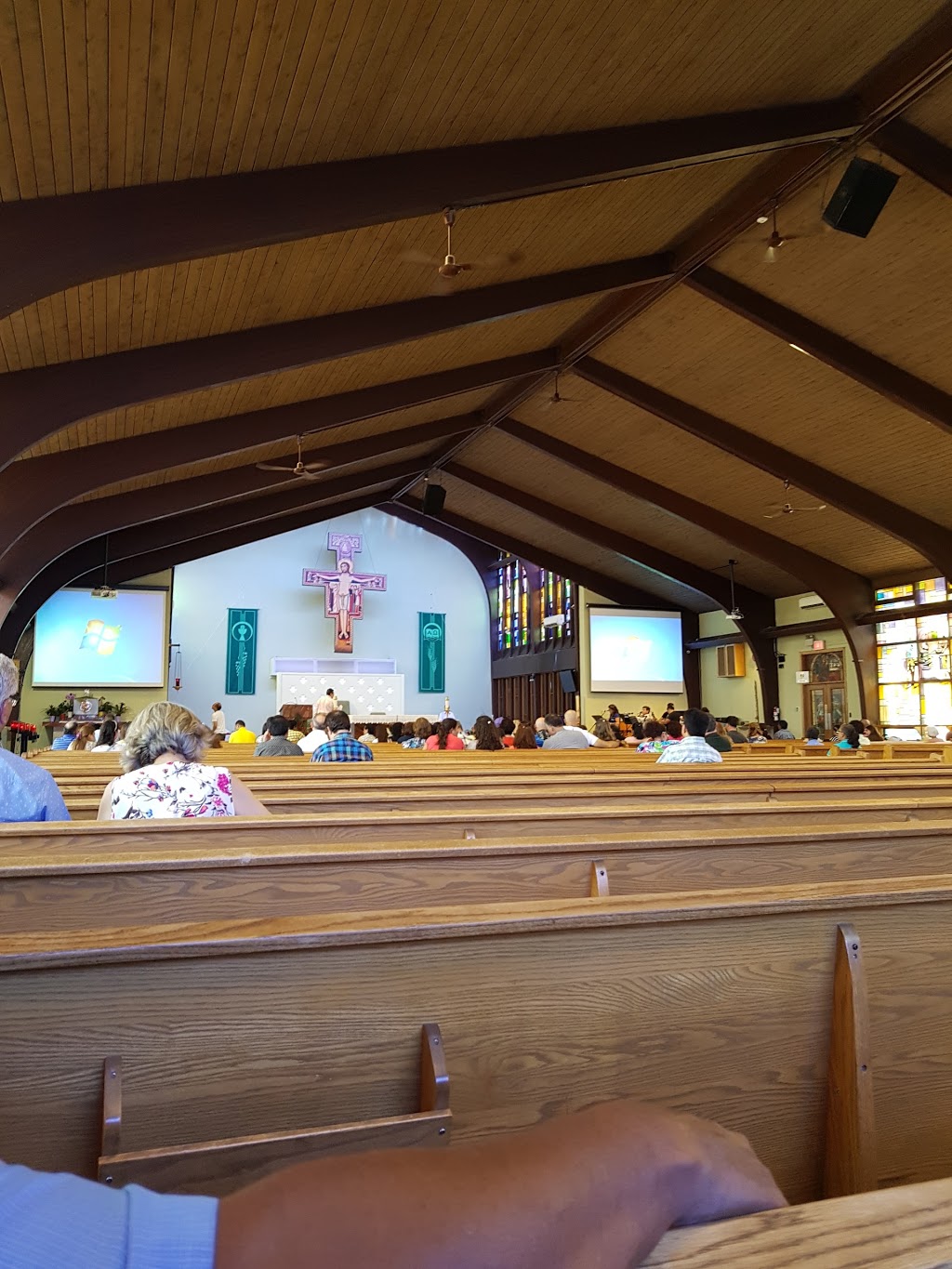 St Philip Neri Catholic Church | 2100 Jane St, North York, ON M3M 1A1, Canada | Phone: (416) 241-3101