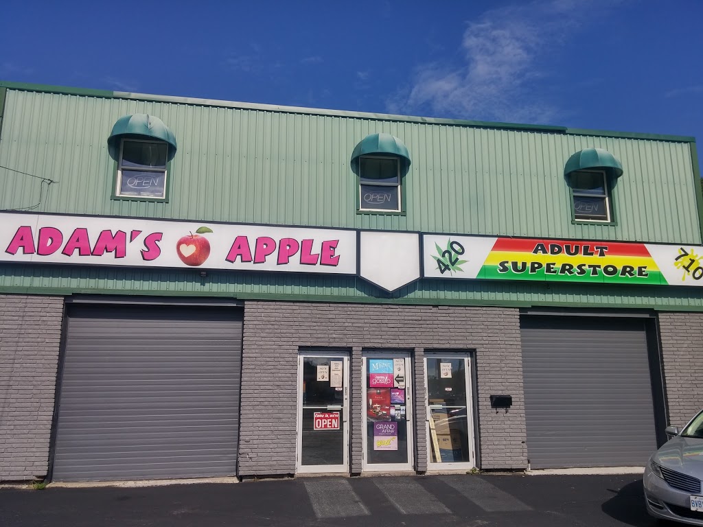 Adams Apple | 92 Kitchener Ave, Sudbury, ON P3B 2Y8, Canada | Phone: (705) 673-8588