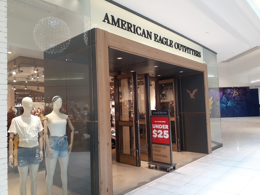 American Eagle Store | 1200 St. Laurent Blvd Unit 160, Ottawa, ON K1K 3B8, Canada | Phone: (613) 741-2589