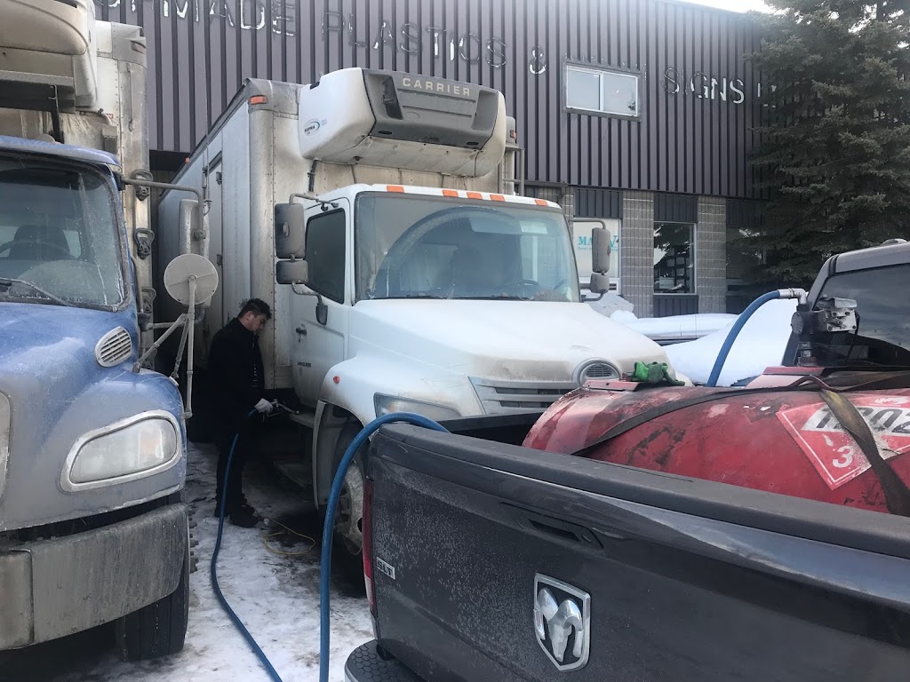 Big Bucket Car & Truck Wash | 4591 25 St SE, Calgary, AB T2B 3R9, Canada | Phone: (403) 235-6471