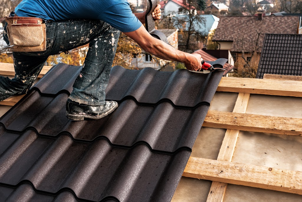 Swift Roofing Contractor Vancouver - Richmond | 5759 Musgrave Crescent, Richmond, BC V7C 5N6, Canada | Phone: (236) 833-9000