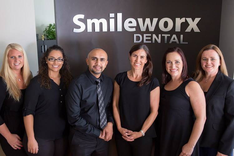 Smileworx Dental | 114 Lakeshore Rd E, Oakville, ON L6J 6N2, Canada | Phone: (905) 845-5566