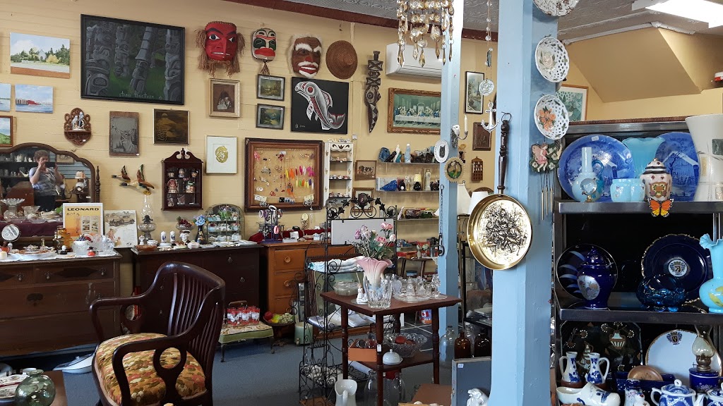 Fundy Bay Antiques And Collectibles | 231 Main St, Parrsboro, NS B0M 1S0, Canada | Phone: (902) 254-4685