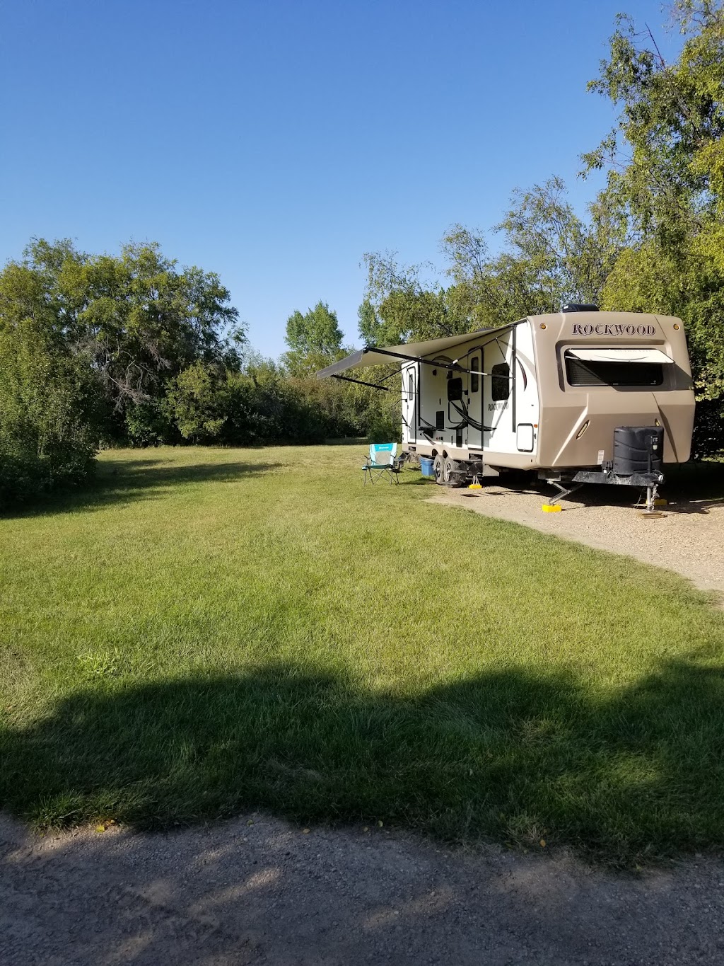 Emerson Bridge Park Campground | Newell County No. 4, AB T1R 1B2, Canada | Phone: (403) 362-1702