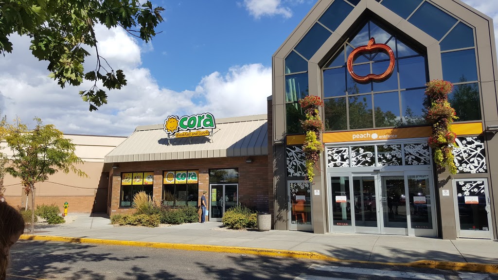 Cora Breakfast and Lunch | Orchard Park Shopping Centre 530, 2271 Harvey Ave, Kelowna, BC V1Y 6H2, Canada | Phone: (250) 868-0880
