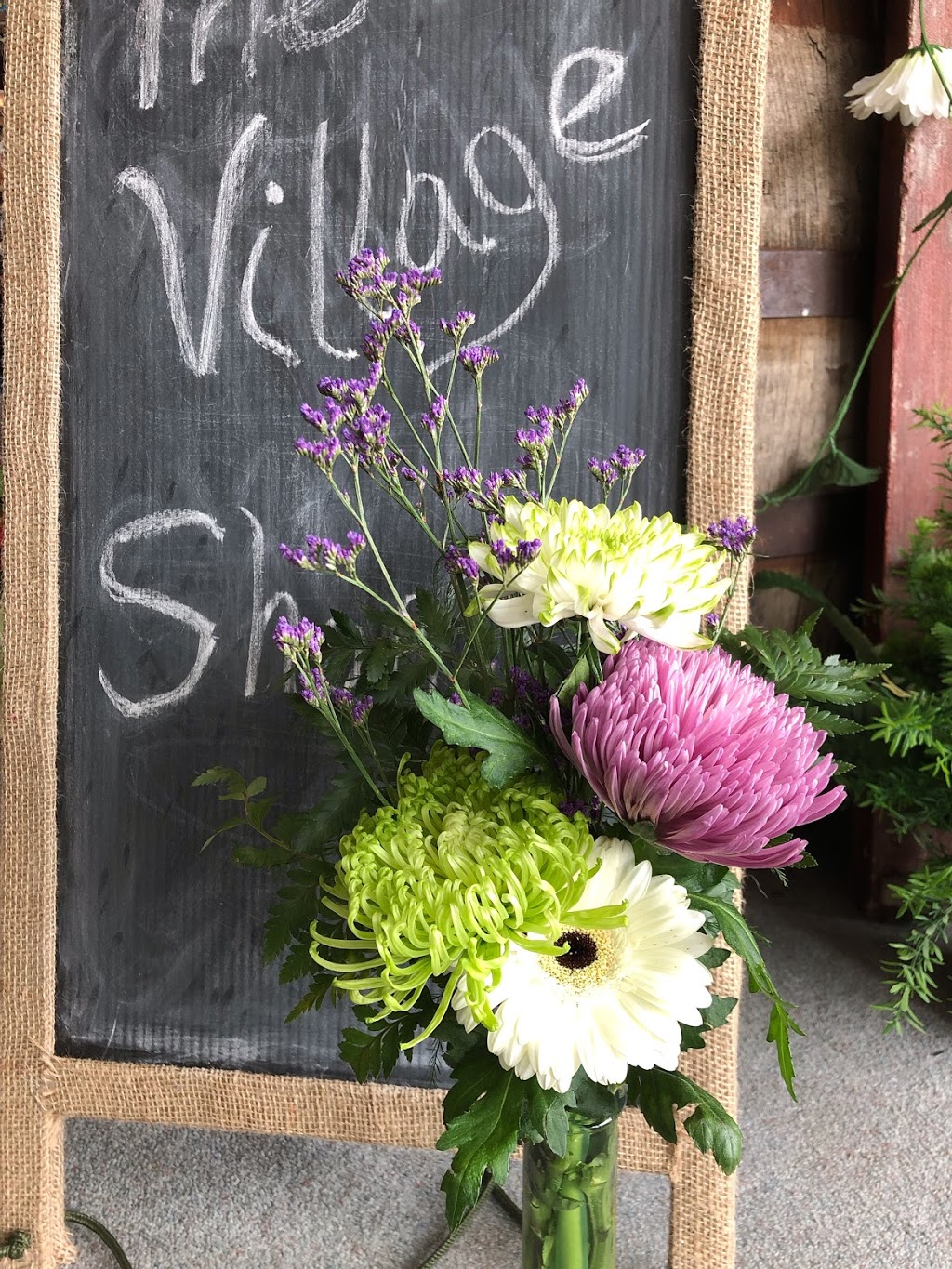 The Village Shoppe - Formerly known as "Grannys Bouquet" | 113B Central Ave E, Linden, AB T0M 1J0, Canada | Phone: (403) 546-2268