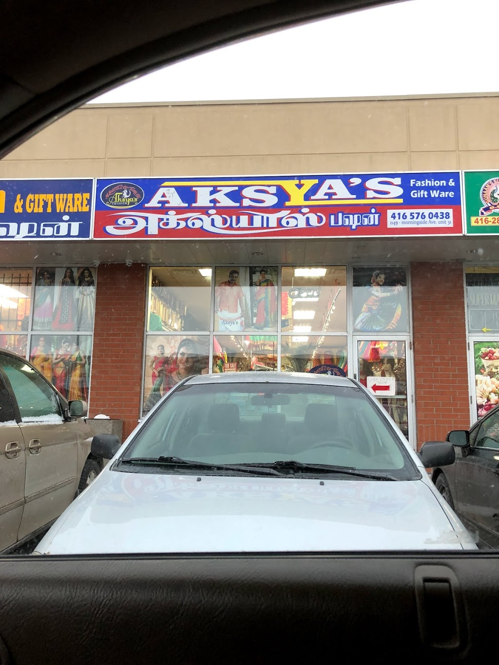 Aksyas Fashion & Giftware Scarborough | 1139 Morningside Ave #30, Scarborough, ON M1B 0A7, Canada | Phone: (647) 350-5540