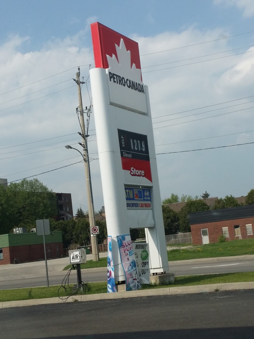 Petro-Canada | 509 Broadway, Tillsonburg, ON N4G 3S8, Canada | Phone: (519) 688-9688