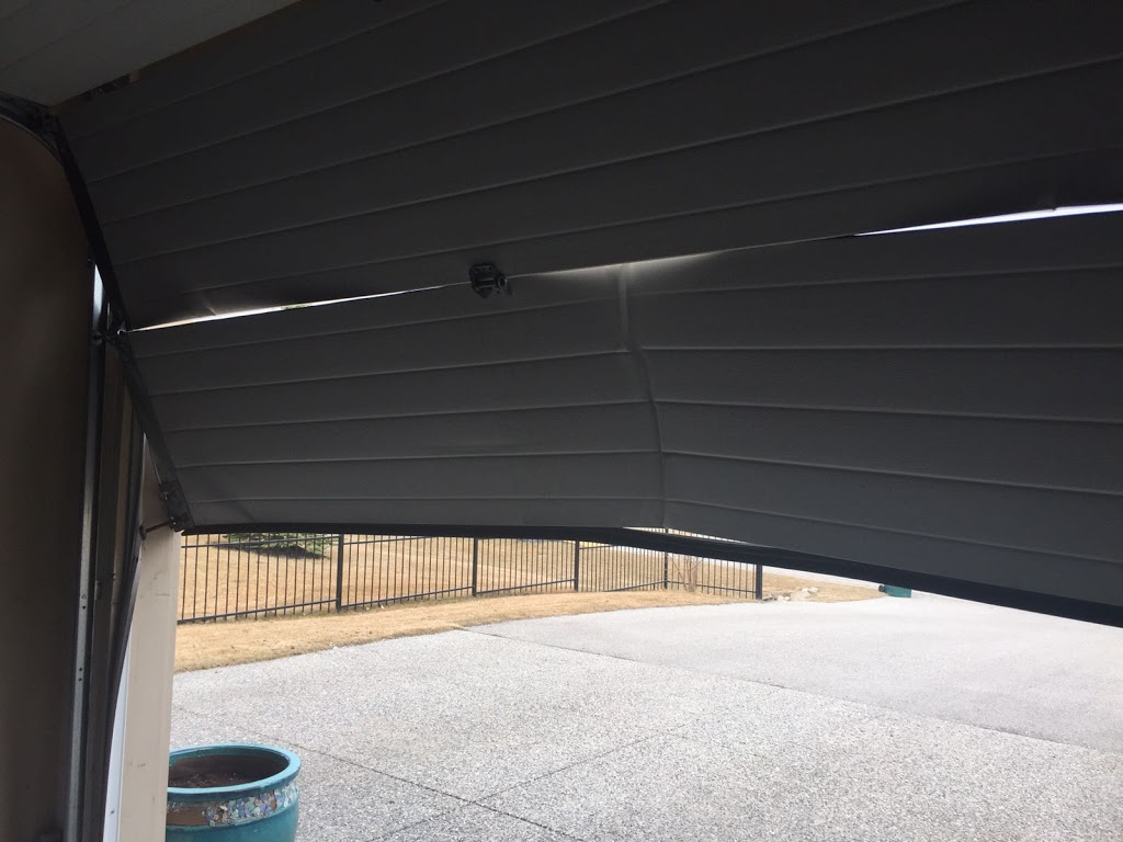 Calgary Garage Door Fix | 99 Copperstone Park SE #2318, Calgary, AB T2Z 5C9, Canada | Phone: (403) 990-9536