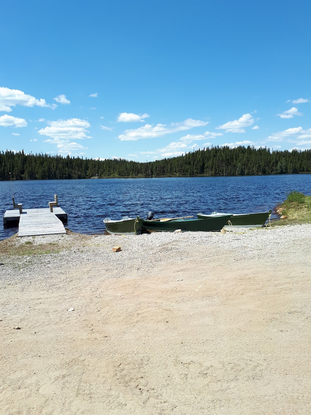 Pourvoirie Le chenail du nord | de Travers, Lac-, La Haute-Côte-Nord, QC G0T 1E0, Canada | Phone: (418) 871-1479