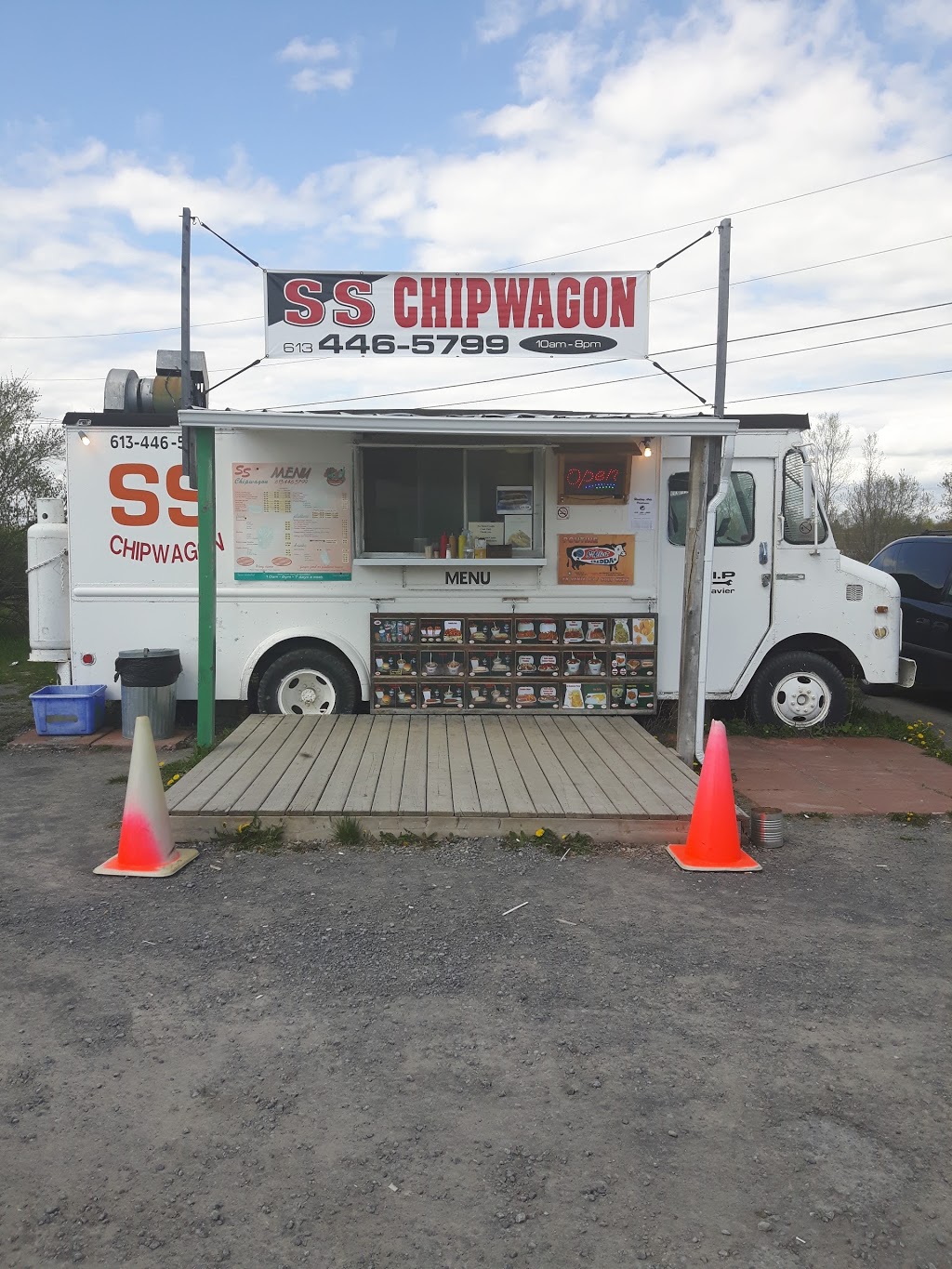 SS Chip Wagon | 342 Laurier St, Rockland, ON K4K 1G2, Canada | Phone: (613) 446-5799