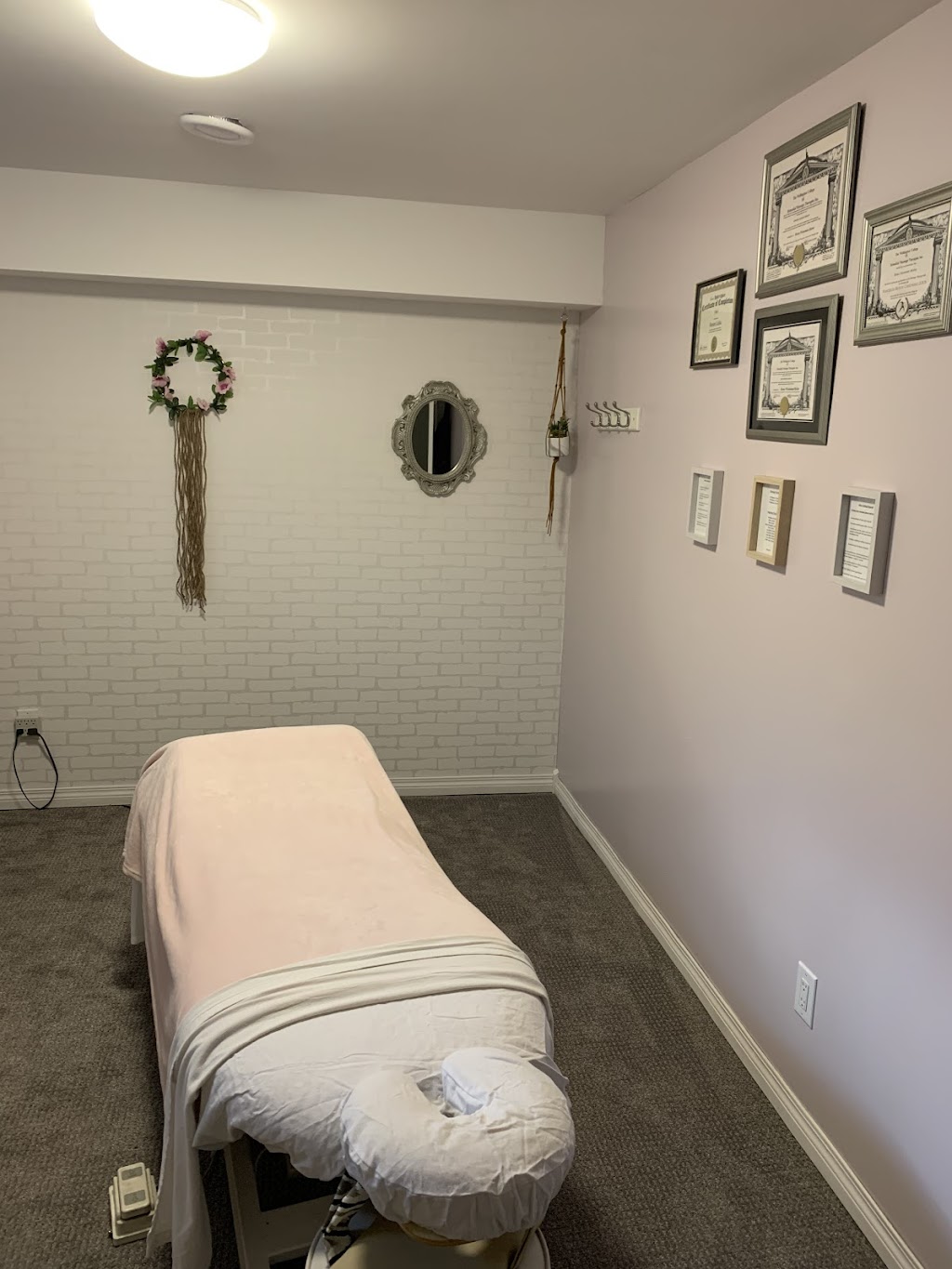 Massage On Main | 883 Main St, Steinbach, MB R5G 2H4, Canada | Phone: (204) 806-0707