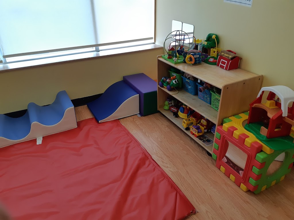 Small Steps Early Learning Centre | 13321 Yonge St, Richmond Hill, ON L4E 0K5, Canada | Phone: (905) 313-1122