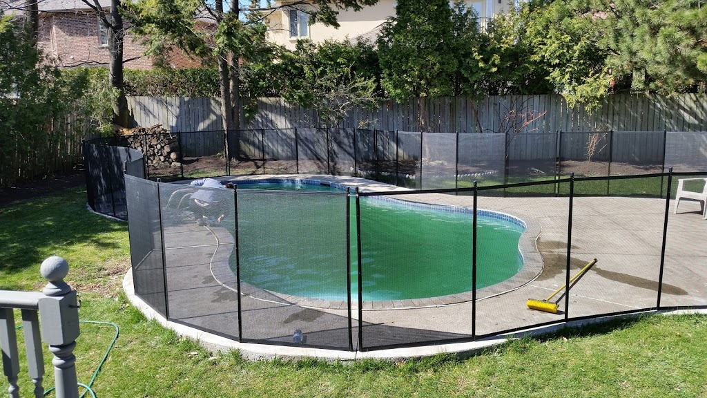 safety fence ontario | 1195 North Service Rd E, Oakville, ON L6H 1A7, Canada | Phone: (905) 616-7633