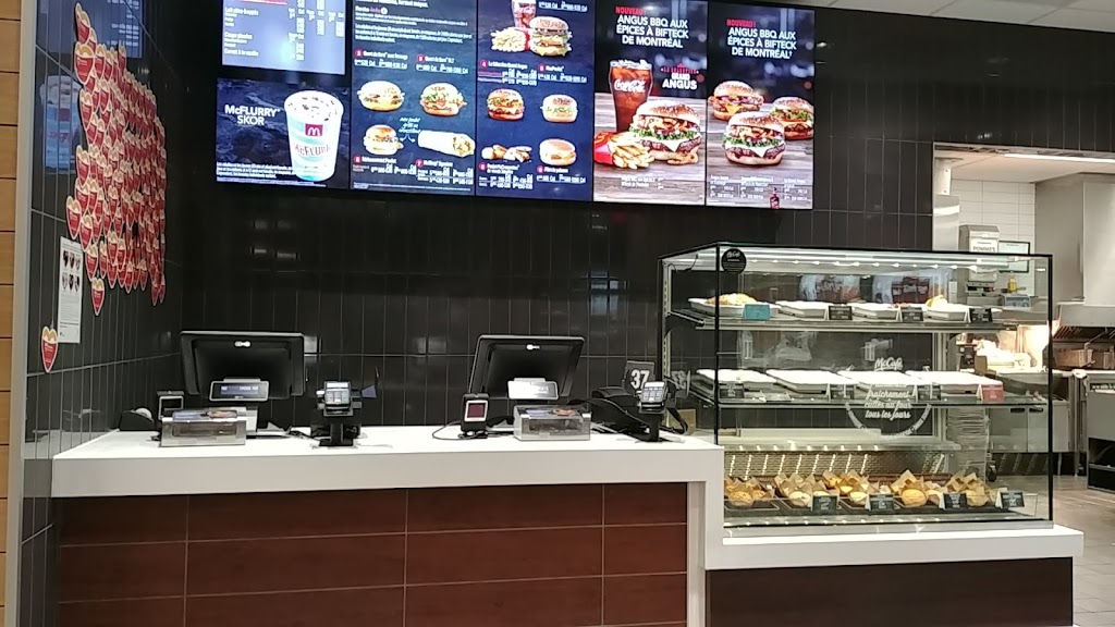 McDonald’s | 2205 Avenue du Marché, Saint-Lin - Laurentides, QC J5M 2G4, Canada | Phone: (450) 990-0318