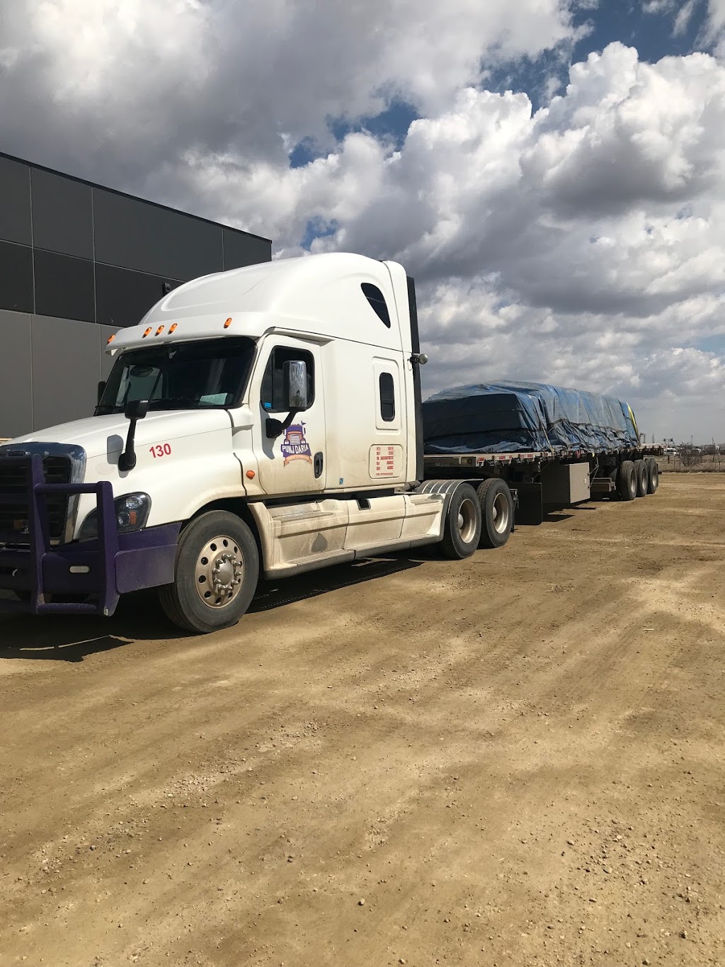 PUNJ DARIA TRANSPORT LTD | 6705 39 St, Leduc, AB T9E 0Z4, Canada | Phone: (780) 803-1515