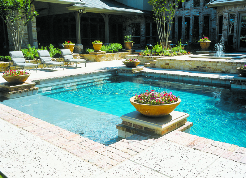 Pressure Clean Pools | 2210 Speers Rd Unit 4, Oakville, ON L6L 2X8, Canada | Phone: (905) 465-3305