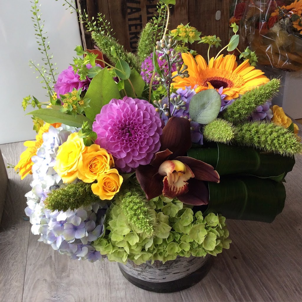 WISTERIA FLORAL DESIGN | 7368 Yonge St, Thornhill, ON L4J 8H9, Canada | Phone: (905) 763-1700