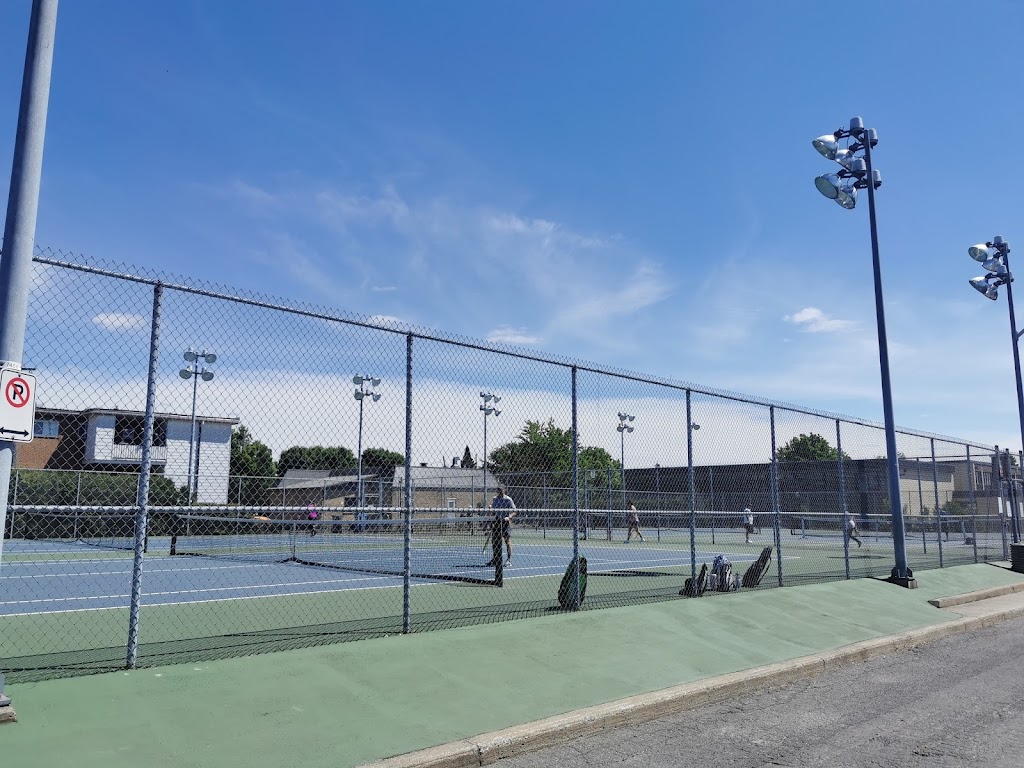 Tennis St-Luc - Les Loisirs De Granby | 90 Rue Langlois, Granby, QC J2G 8X4, Canada | Phone: (450) 777-5560