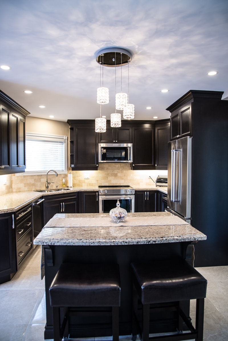 Unique Kitchens of Burlington | 4150 S Service Rd, Burlington, ON L7L 4X5, Canada | Phone: (905) 632-0029