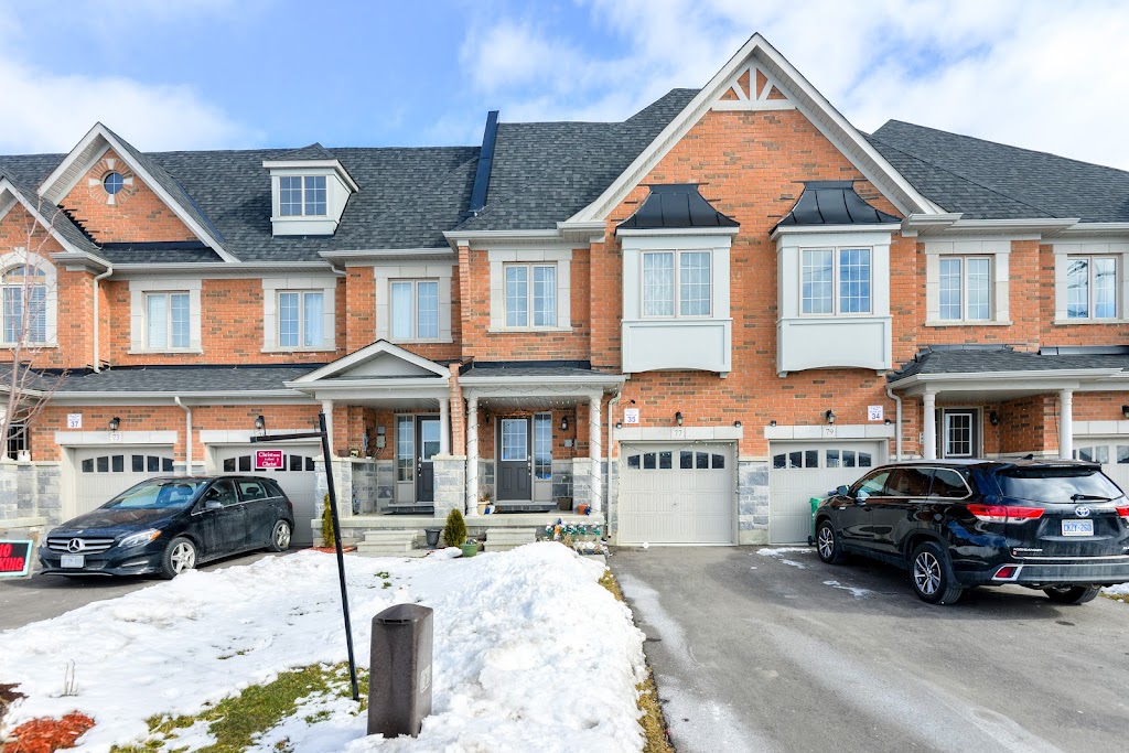 Realtor Tarun Tyagi | 15171 Danby Rd, Georgetown, ON L7G 0H6, Canada | Phone: (416) 666-4198