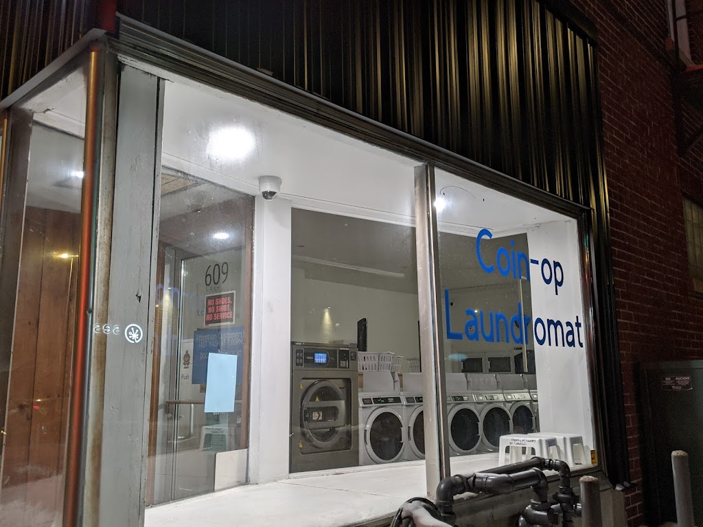 Coin-op Laundry On Somerset | 609 Somerset St W, Ottawa, ON K1R 5K3, Canada | Phone: (613) 231-7468