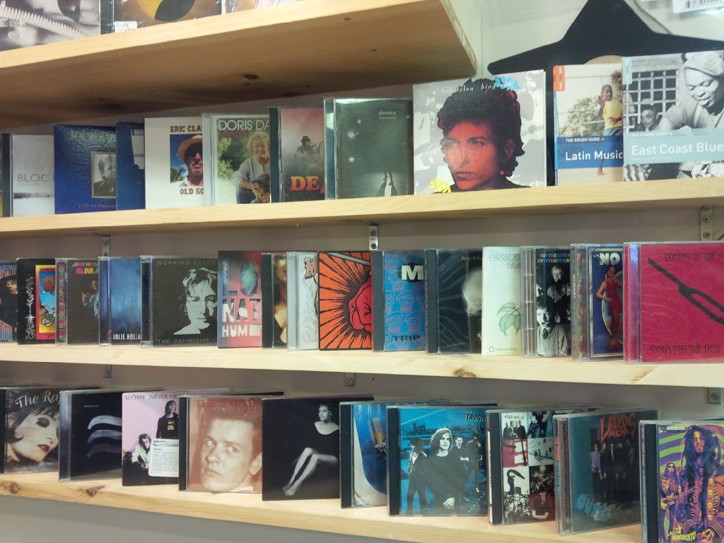 Millpond Records & Books | 49 Cedar St, Cambridge, ON N1S 1V4, Canada | Phone: (519) 623-4050