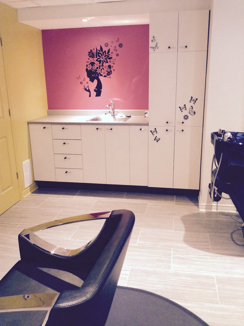 Salon de coiffure Mylène Tremblay | 791 Rue des Sarcelles, Contrecoeur, QC J0L 1C0, Canada | Phone: (450) 494-4833