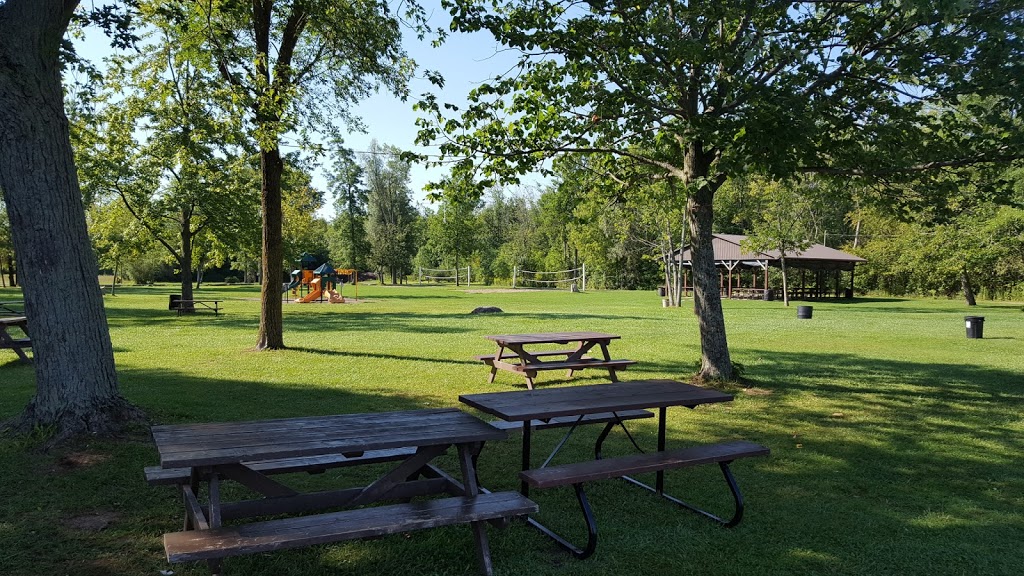Gullivers Lake RV Resort & Campground | 792 Safari Rd, Millgrove, ON L0R 1V0, Canada | Phone: (905) 659-7300