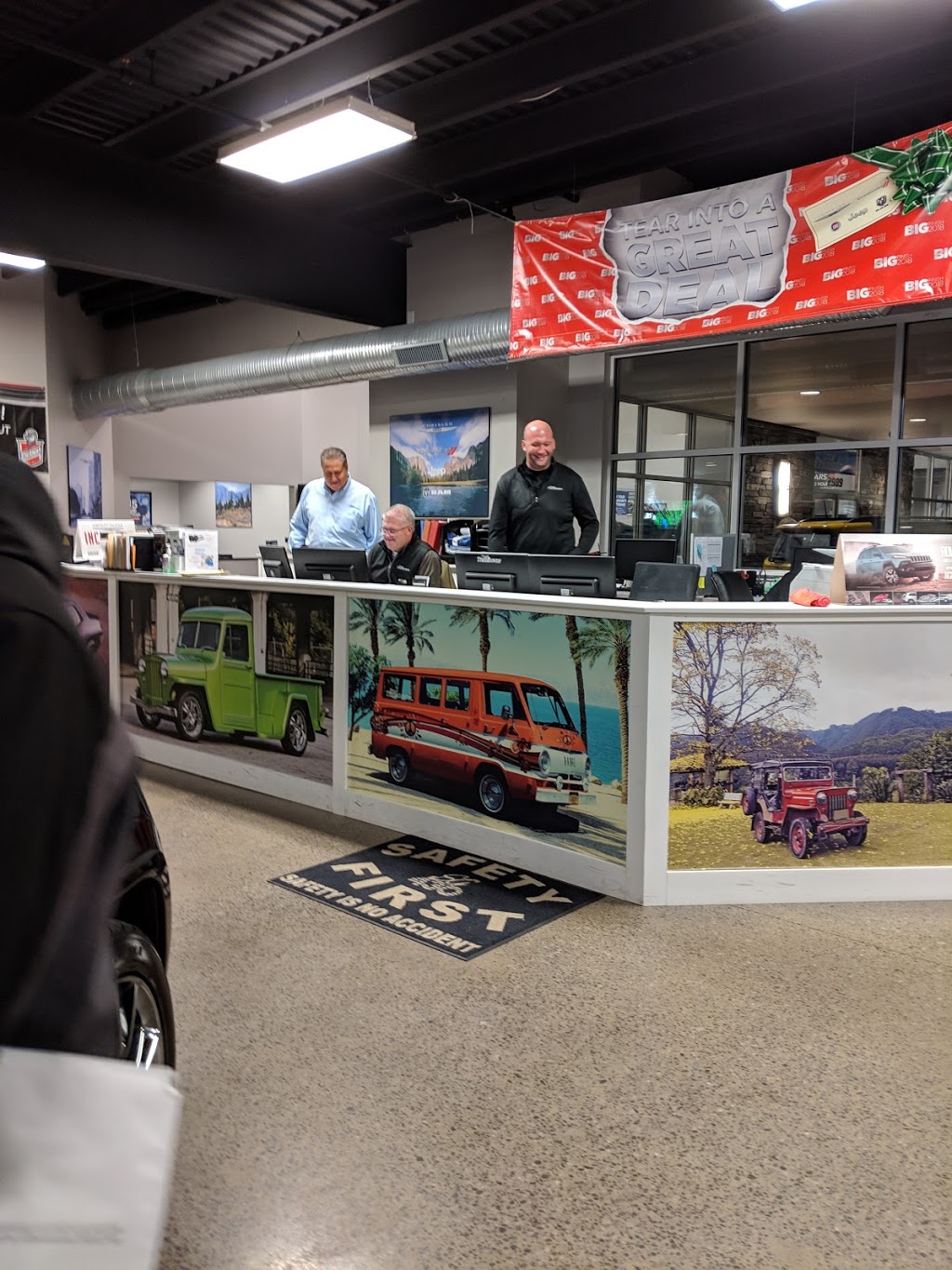 Transitowne Dodge Chrysler Jeep Ofwest Seneca | 3160 Transit Rd, West Seneca, NY 14224, USA | Phone: (888) 272-1546