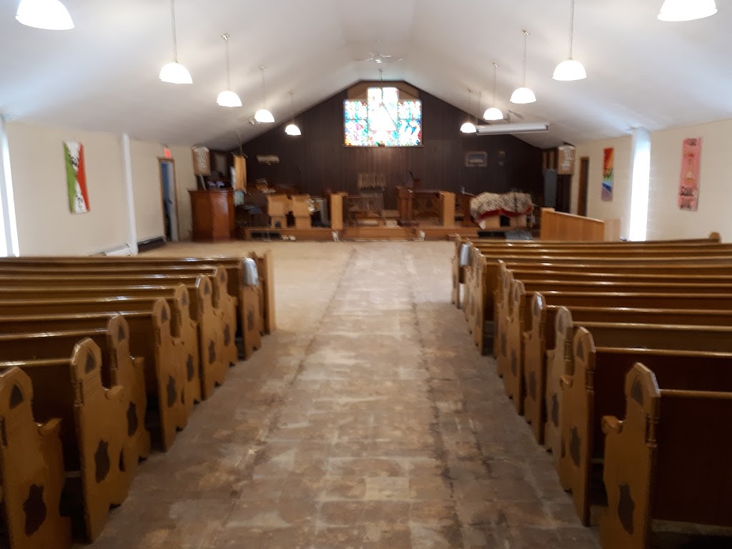 Holy Trinity Emmanuel Church | 30 Alfred St, Dartmouth, NS B3A 4E9, Canada | Phone: (902) 463-3713