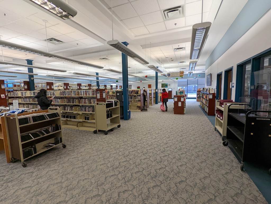 Ottawa Public Library - North Gloucester | 2036 Ogilvie Rd, Gloucester, ON K1J 7N8, Canada | Phone: (613) 580-2940