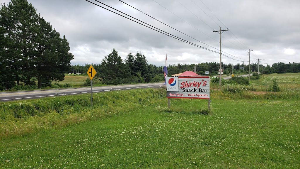 Shirleys snack Bar | 3405 Brackley Point Rd, Brackley Beach, PE C1E 2N9, Canada | Phone: (902) 672-1650