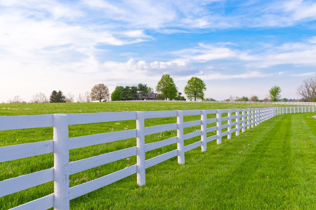 Whiskey Barrel Fencing and Gates | 8654 257a St, Langley Twp, BC V1M 3N4, Canada | Phone: (604) 724-7522