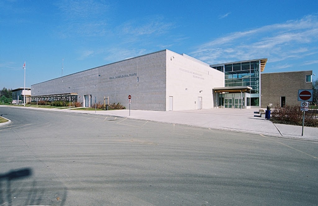 Bracebridge and Muskoka Lakes Secondary School | 100 Clearbrook Trail, Bracebridge, ON P1L 2E9, Canada | Phone: (705) 645-4496