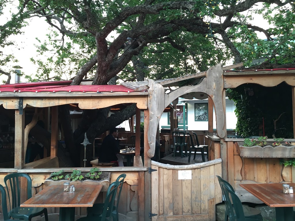 Tree House Cafe | 106 Purvis Ln, Salt Spring Island, BC V8K 2G9, Canada | Phone: (250) 537-5379