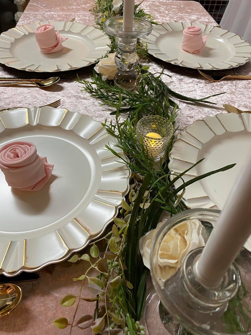 Luxe Linens & Indulgence Candy Buffet | 18 Michael Ruta Pl, Winnipeg, MB R2G 3S1, Canada | Phone: (204) 990-2104