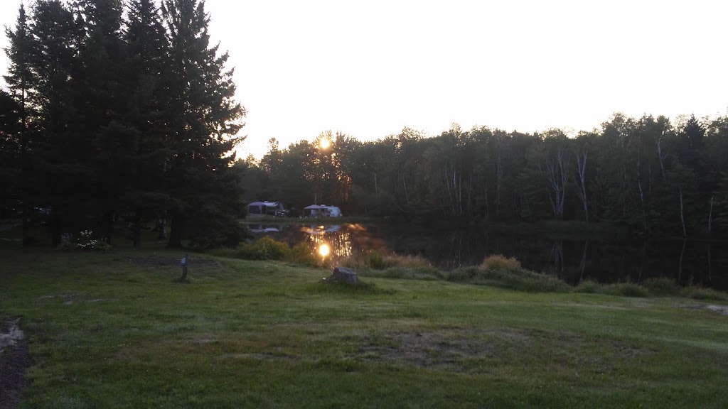 Camping Au Pin DErable Inc | 161 Chemin du Lac Bertrand, Sainte-Sophie, QC J5J 2M1, Canada | Phone: (450) 436-8319