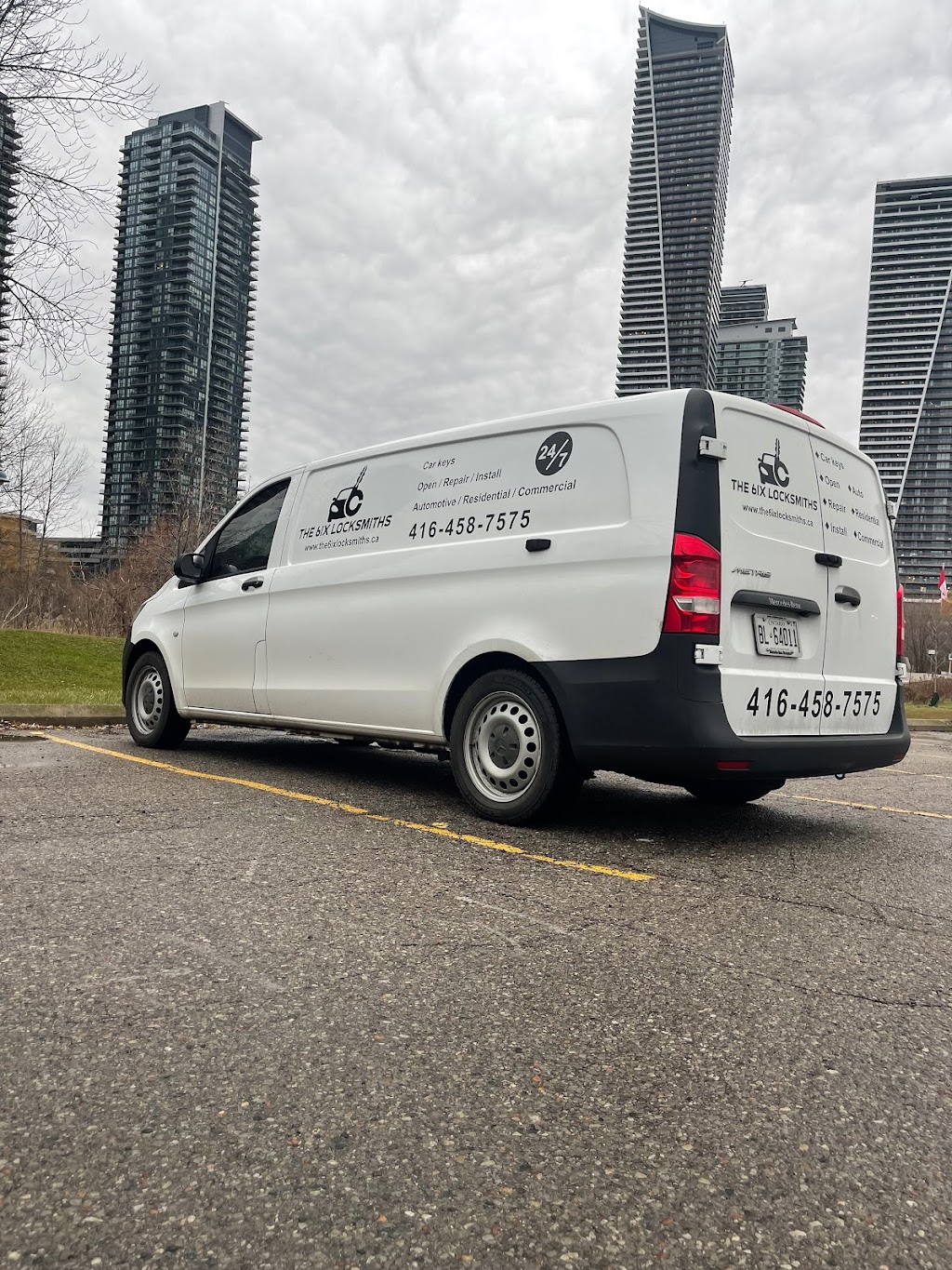 The 6ix Locksmiths Etobicoke | 411 Kipling Ave, Etobicoke, ON M8V 3K8, Canada | Phone: (647) 955-2477