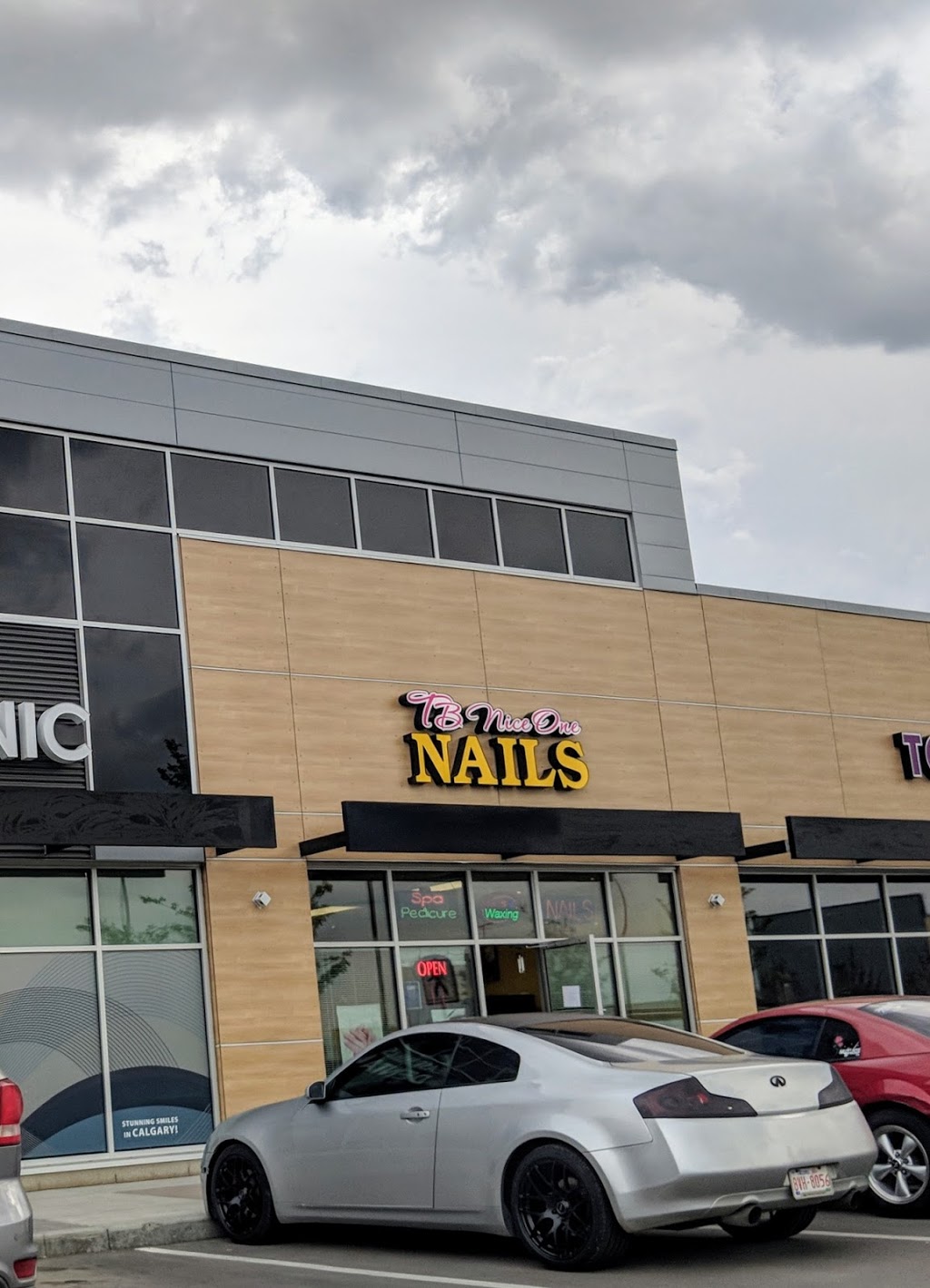 TB Nice One Nails | 515 409 East Hills Blvd SE, Calgary, AB T2A 4X7, Canada | Phone: (403) 265-4567