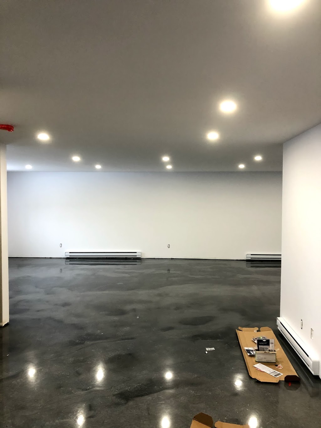 Peinture Garneau Epoxyfloor | 3452 Rue Serge-Garant, Sherbrooke, QC J1K 0A4, Canada | Phone: (819) 679-4432