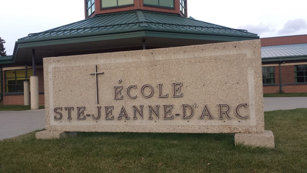 École Sainte-Jeanne-dArc | 8505 68a St NW, Edmonton, AB T6B 0J9, Canada | Phone: (780) 466-1800