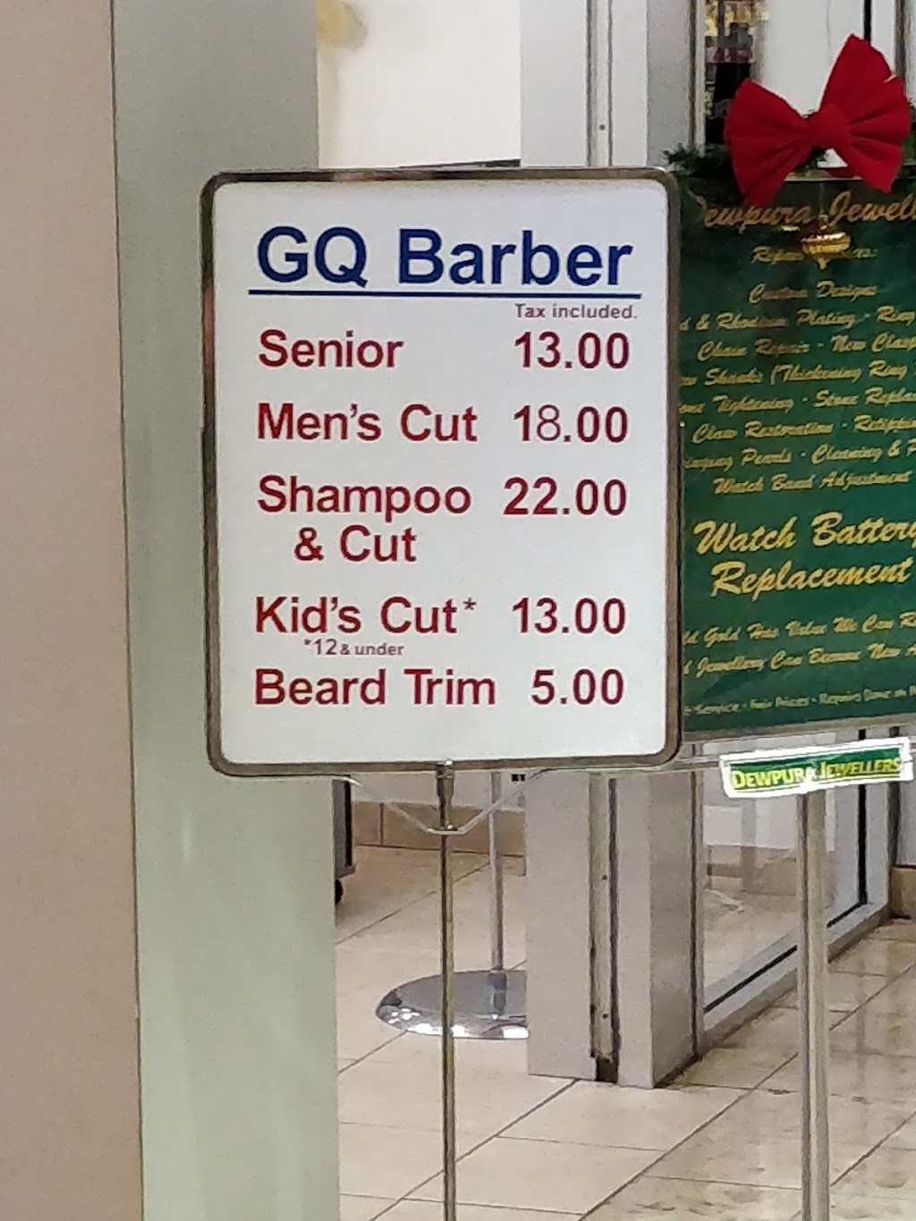 G Q Barber Shop | 1980 Ogilvie Rd, Gloucester, ON K1J 9L3, Canada | Phone: (613) 745-9893