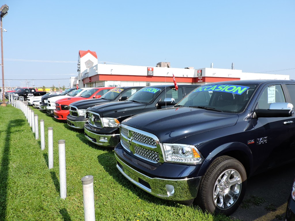 Excellence Chrysler de Vaudreuil | 115 Rue Joseph-Carrier, Vaudreuil-Dorion, QC J7V 5V5, Canada | Phone: (450) 455-5555